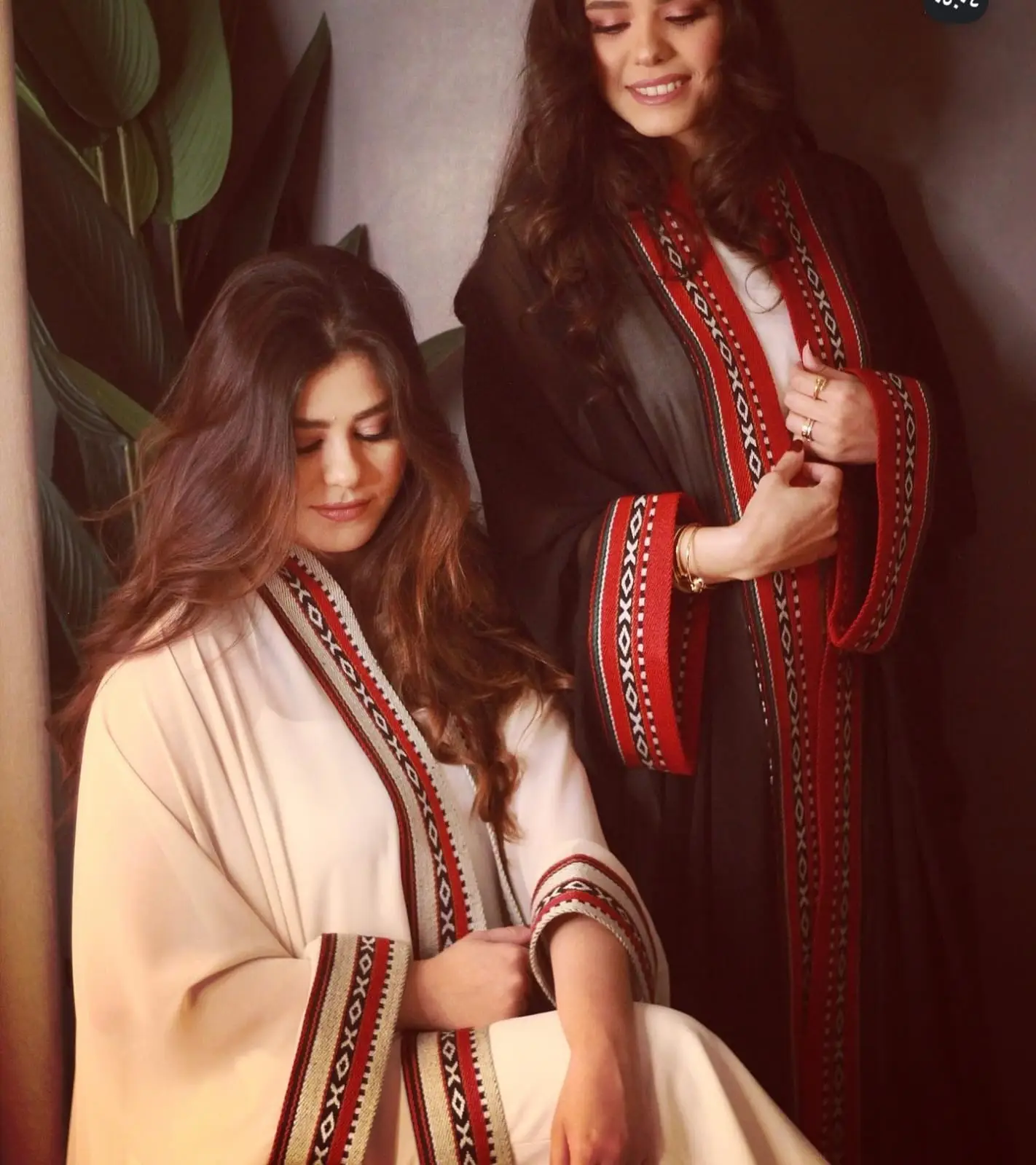 Beautiful Handmade Arabian Dubai Eid Abaya kimono, Wearable Artistry