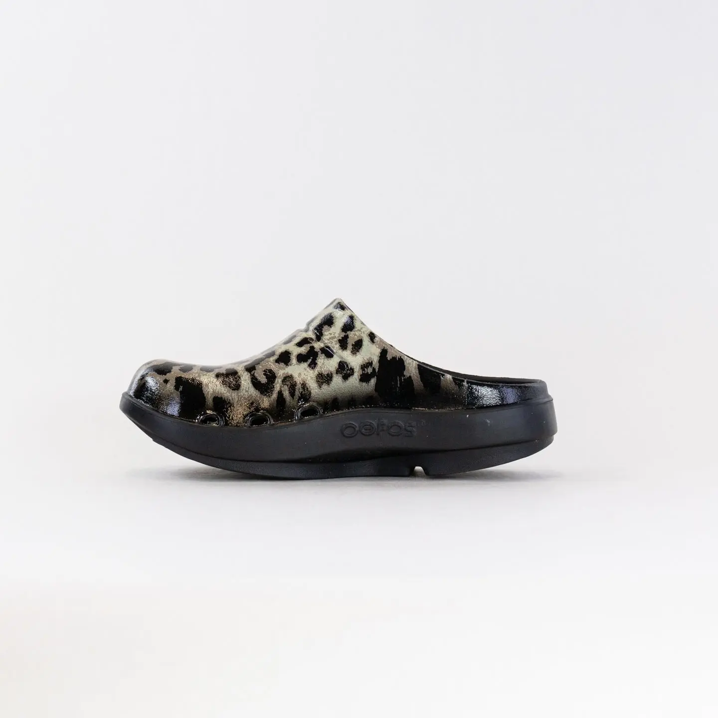 OOFOS OoCloog (Women's) - Cheetah - TikTok Shop