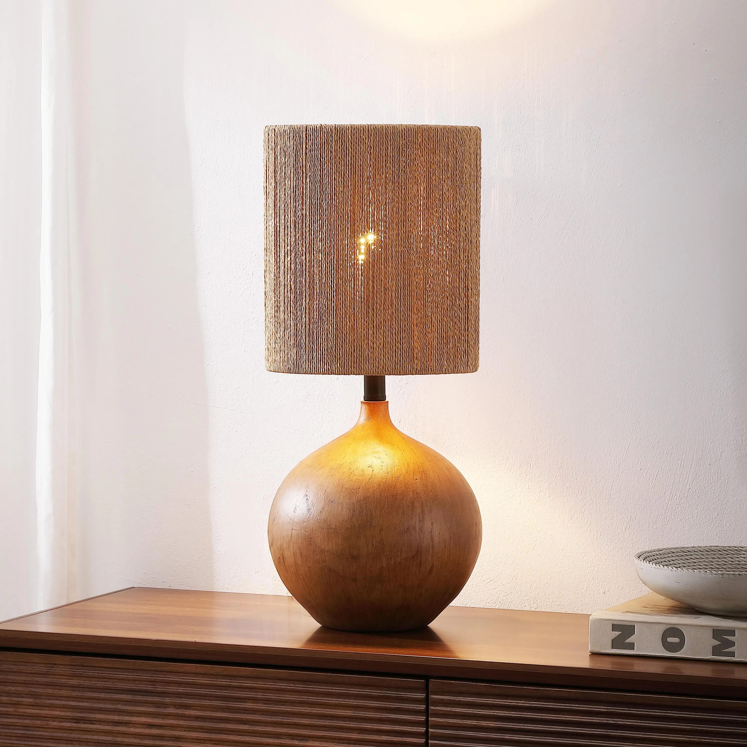 JONATHAN Y Abram Rustic Bohemian Table Lamp (22.75in) - Resin & Metal Body, Round Farmhouse Nightstand Lamp with Paper Rope Drum Shade, Rotary Switch, Included LED Bulb Light, UL Listed, Warm Lighting, Soft Glow, Energy Saver