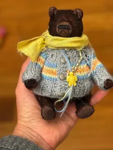 Vintage Brand Plush Stuffed Animal Collectible Toy - Emotional Support Decor