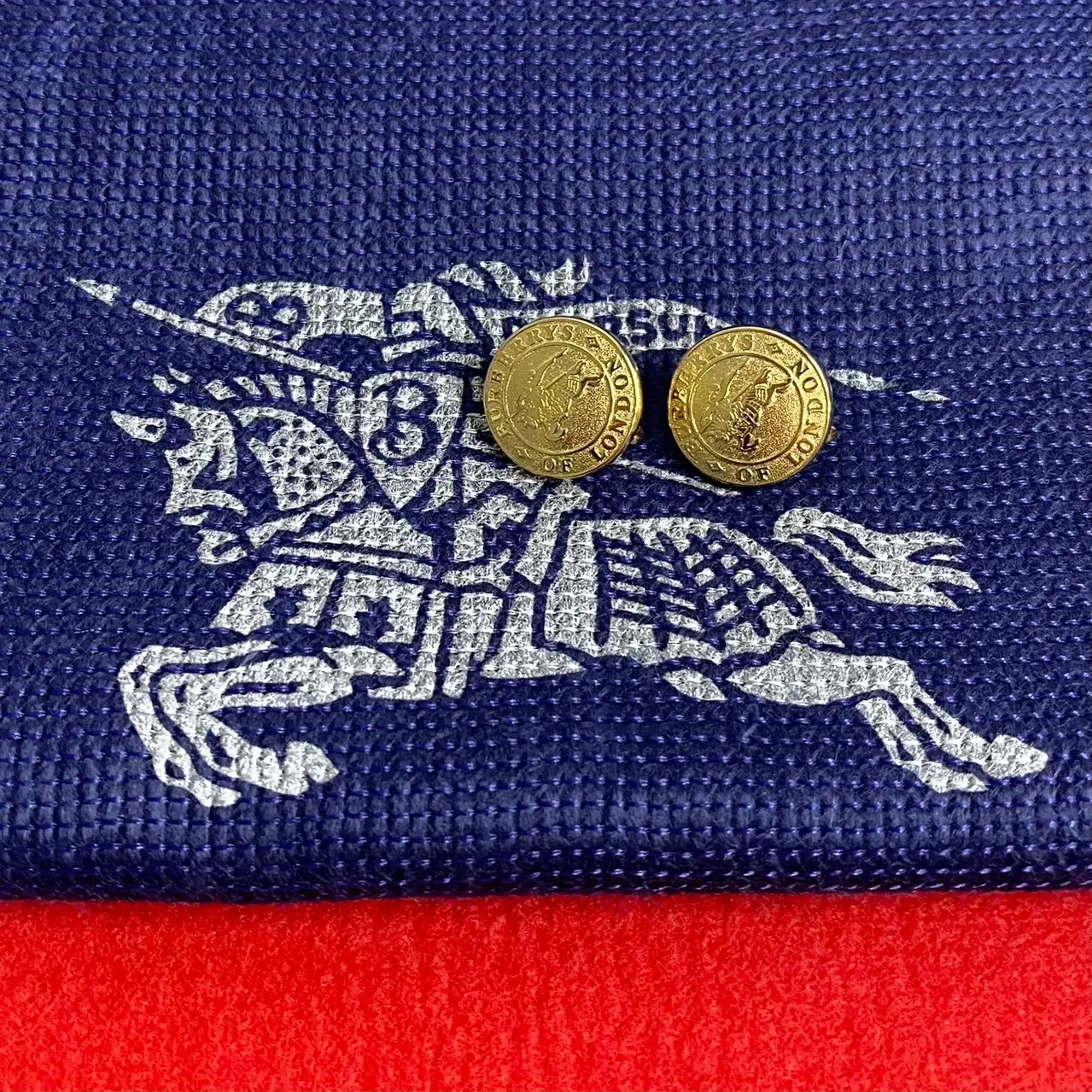 Pre-owned BURBERRY Stainless Small Leather Goods Shadow Horse Logo Button Motif Earrings
