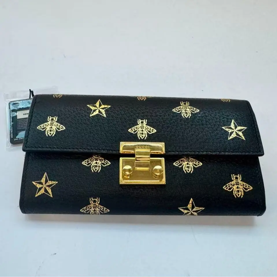 Pre-owned GUCCI x Clutches & Wristlets Grained Calfskin Bee Star Continental Chain Wallet