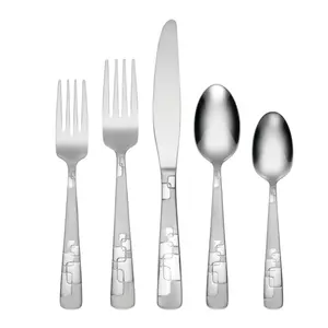 Quadratic 20 Piece Flatware Set for Service with 4 Servants