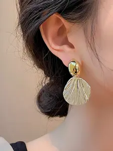 Elegant Shell Texture Earrings, Lightweight Copper Material, Perfect for Office & Dates, Ideal Gift for Girlfriend & Friends