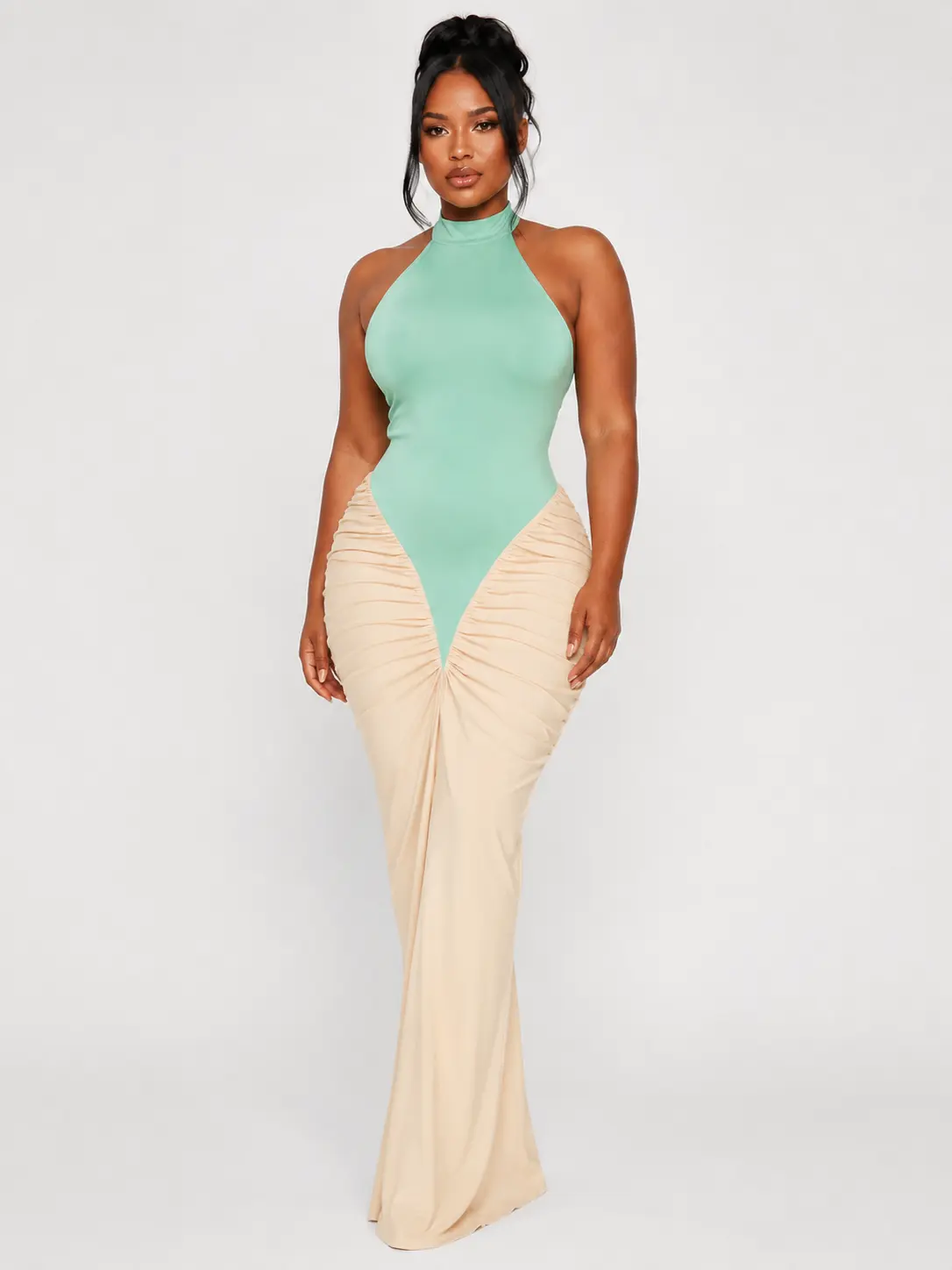 Sculpt Touch Women's Halter Ruched Maxi Dress Elegant Bodycon Evening Dress Sleeveless Backless Formal Cocktail Wedding Guest Dress