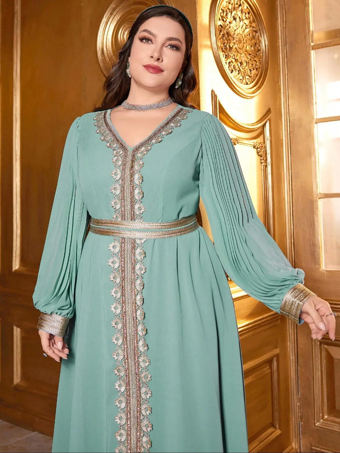 【Plus Size】 Embroidery Belted V Neck Dress, Elegant Long Sleeve Arabian Dress for Women, Women's Islamic Clothing for Daily Wear