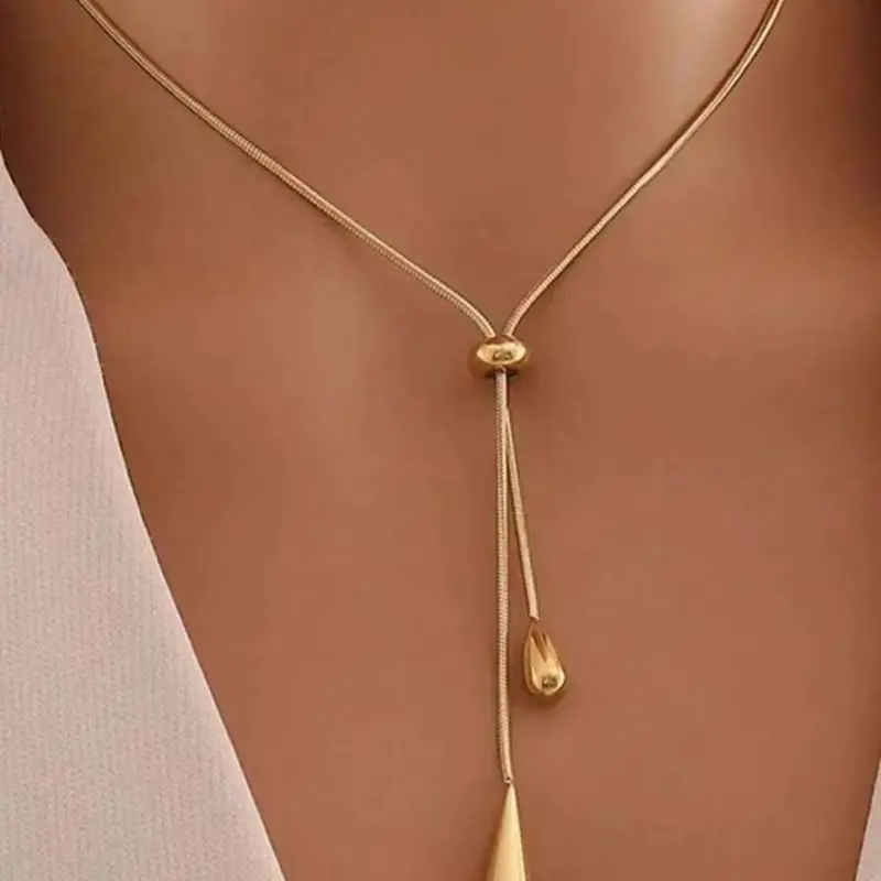 Stainless Steel Vintage Minimalist Water Drop Pendant Necklace, Glossy Metal Design, Fashion Accessory for Daily Wear, Minimalist Chain, Dainty Minimalist Design, Casual Style Necklaces