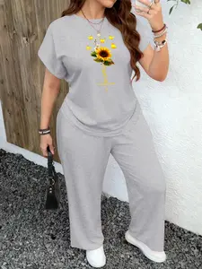 Plus Size Floral Print Short Sleeve T-Shirt and Wide Leg Pants Set, Elegant Spring Summer with Pockets for Women