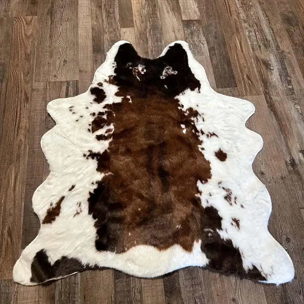 Cow Print Rug, 1 Count Non-slip Soft Area Rug, Decorative Carpet for Home Living Room Bedroom, Room Decor, Bedside Rug for Bedroom Decor