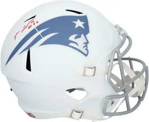 TreVeyon Henderson New England Patriots Autographed Riddell Rivalry Speed Replica Helmet - Fanatics Authentic Certified