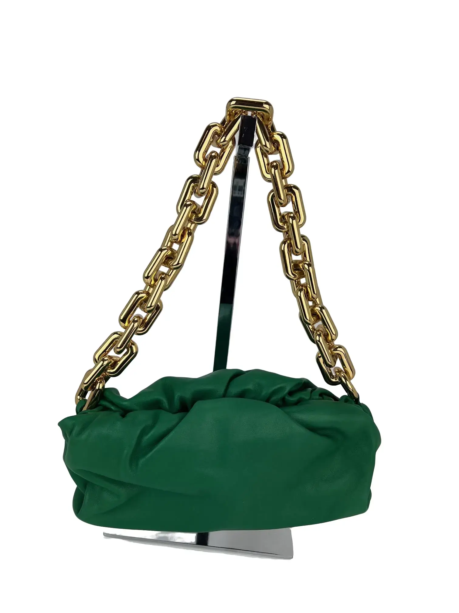 Pre-owned BOTTEGA VENETA Leather Clutches & Wristlets Green Chain Pouch Clutch Clean, Magnetic, Gold Accent, 12 in, Includes Dust Bag (Pre Loved Luggage & Bags Category), Pouch Bag