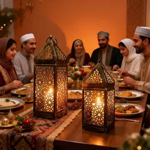 Iron Lantern with Hollow Design for Vintage Candle Display, Ramadan Festival Home Decor, Eid Party Atmosphere Piece, Candle Holder, Home Decoration