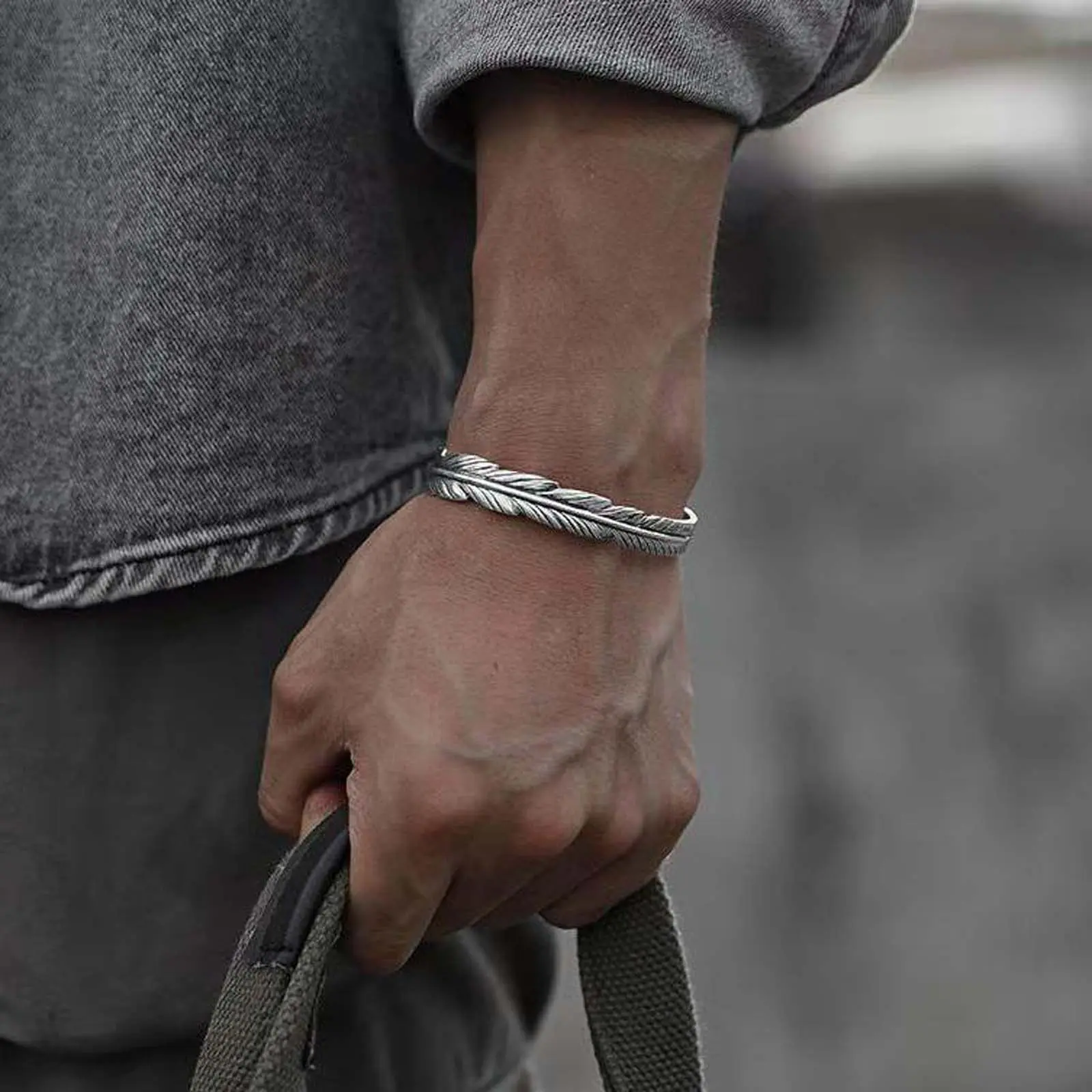 Silver Distressed Feather Bracelet, Stackable Bracelet, Trendy Jewellery Accessories for Daily Men's Wear, Stackable Bracelets