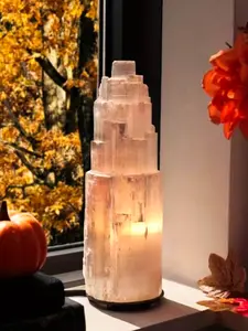 1PC Stunning Selenite Crystal Tower, Natural White Selenite Tower Crystals, Carved Satin Spar Castle Point, Perfect Home Decorative Art Collect, Home Ornament, Unique Easter Valentine's Day Gift, The Ideal Choice for Crystal Enthusiasts.