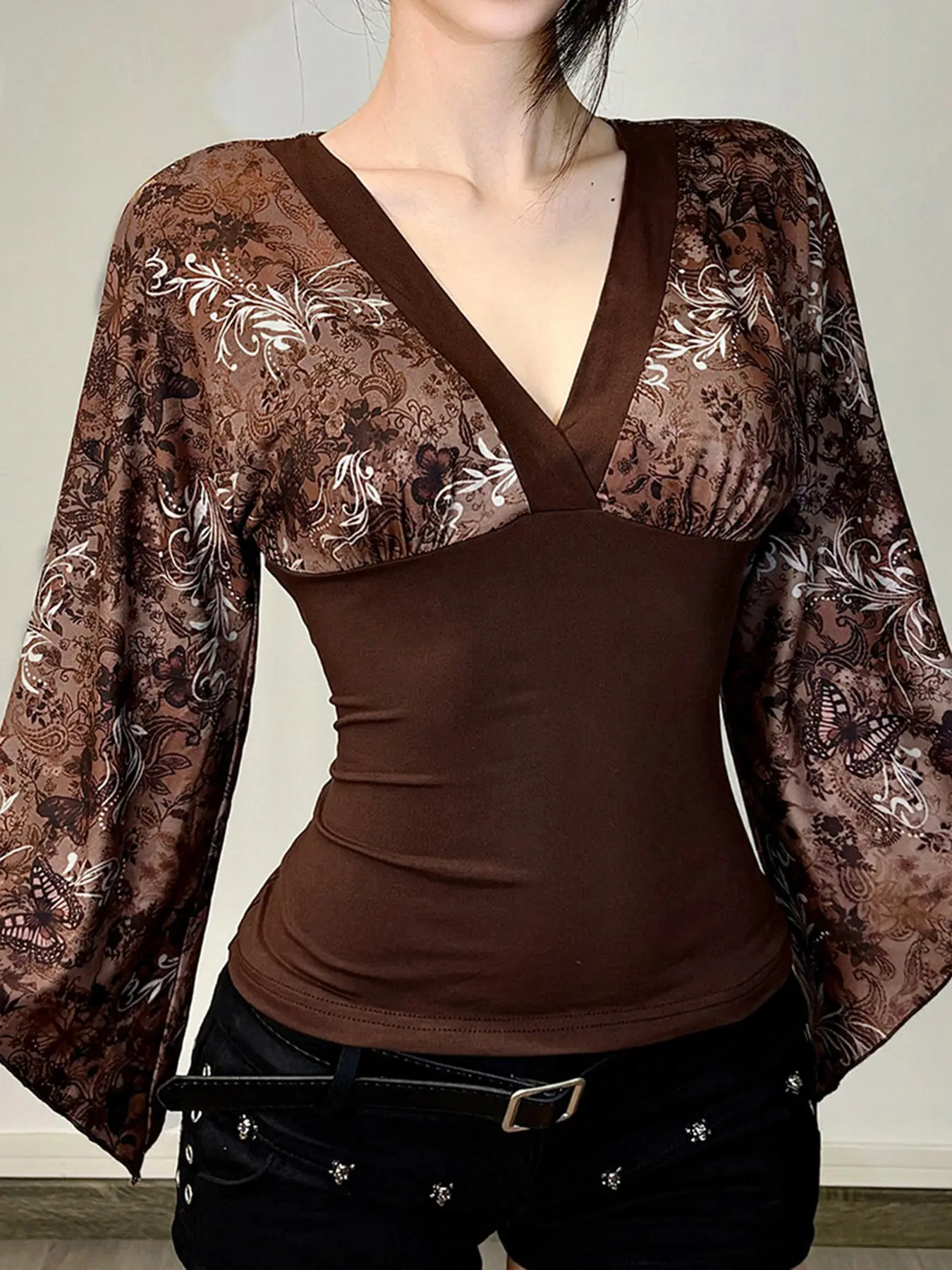 Women's Vintage Print V Neck Flounce Sleeve Top, Colorblock Patchwork T-Shirt for Fall Season, Casual Fashion Women Clothing, Casual Classy Top