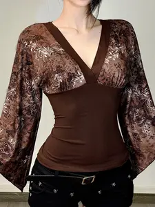 Women's Vintage Print V Neck Flounce Sleeve Top, Colorblock Patchwork T-Shirt for Fall Season, Casual Fashion Women Clothing, Casual Classy Top