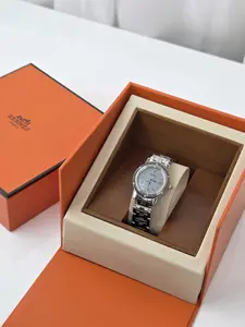 Pre-owned HERMÈS As Shown Shoulder Bags Hermes Clipper Shell Women's Quartz Watch MR02062026B469