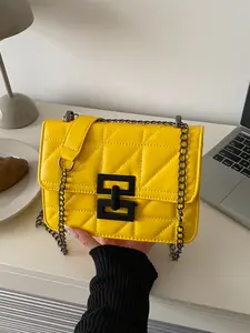 Fashionable Women's Handbag, Single Shoulder Crossbody Bag, Versatile Commuter Travel Bag, Stylish and Practical, Perfect for Daily Use