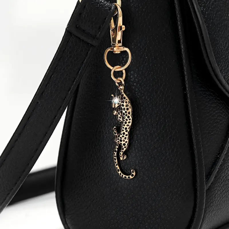 Vintage Leopard Print Keychain, Metal Panther Pendant, Eye Rhinestone Design, Unisex Key Ring Charms for Bags & Car Key Accessory, Perfect Gift, Metal Key Chains
