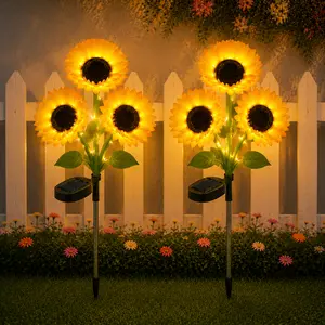 4-piece solar sunflower LED outdoor garden decoration set, includes multiple realistic sunflowers, IP64 waterproof rating. A 2-pack is suitable for Halloween, Christmas, Thanksgiving, courtyard, landscape, patio, pathways, and other outdoor lawn and garde
