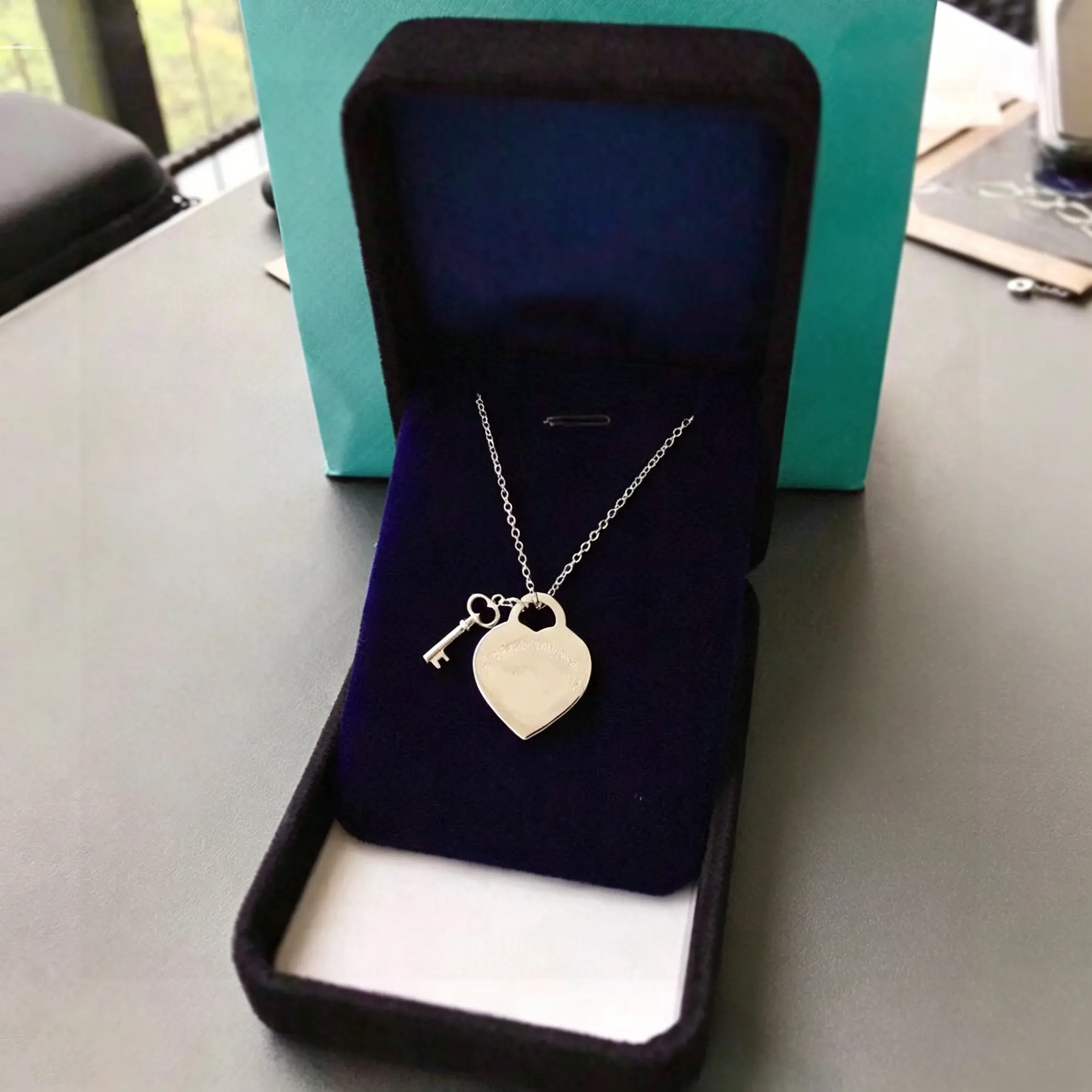 Chic Heart Decoration Pendant Necklace for Women, Silver-colored Polished Metal Mini Jewelry, Cute Versatile Collarbone Chain, Chic Cute Necklaces, Mini Jewelry Necklaces
