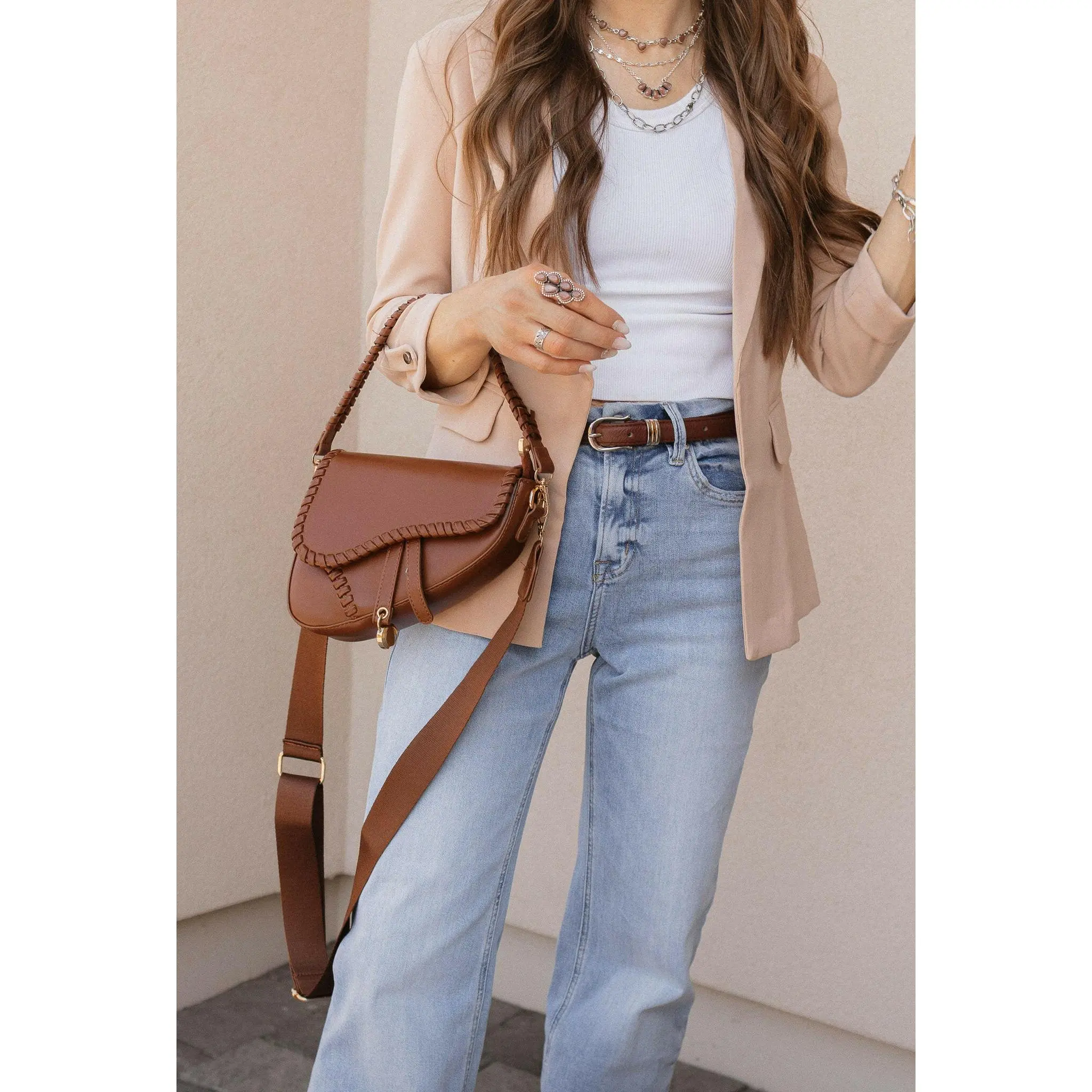 Crossbody Purse for Women, Western Chic Asymmetrical Saddle Handbag with Woven Detail, Magnetic Closure & Convertible Straps, Casual Trendy Handbag, Nylon, Foldable, Asymmetrical Design, Remove Straps, Detachable Crossbody Strap