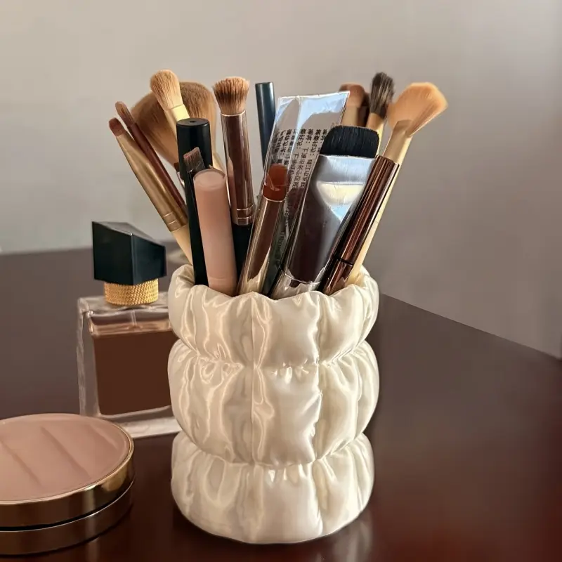 3D Printed Silk Texture Makeup Brush Holder Organizer, Elegant Cosmetic Storage for Beauty Sponge Eyebrow Pencil Lipstick, Desktop Pen Container for Home Salon Office Desk Decor
