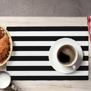 2D flat printing, 2-piece/4-piece/6-piece/8-piece set of black and white striped simple classic washable geometric pattern heat-resistant dining table mat, 12x18 inch kitchen dining table decoration, Shui Chi Ma Ji table mat