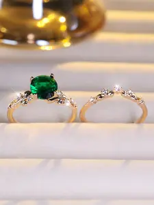 Exquisite Ring Set Flower Design - Synthetic Opal Stackable Rings for Women & Girls Holiday Party Engagement Ring, Elegant Everyday Ring, Perfect for Wedding Jewelry, Daily Wear Anniversary Gift, Versatile