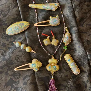 Original Intangible Cultural Heritage (ICH) Song Brocade Hair Accessories in Oriental Aesthetics, Traditional Chinese Handmade Customized High-end Handicraft Artworks: Necklaces & Brooches Exercise headband