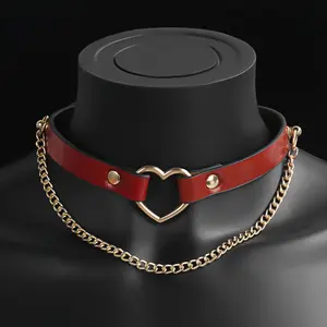 Heart Leather Necklace with Metal Chain, Adjustable Leather Choker for Men and Women, Heart-Themed Accessory for Daily Wear, Punk-Style Necklace, Couple Necklace, Gift Box Packaging, Suitable for Gift Giving and Special Occasions gifts for girlfriend