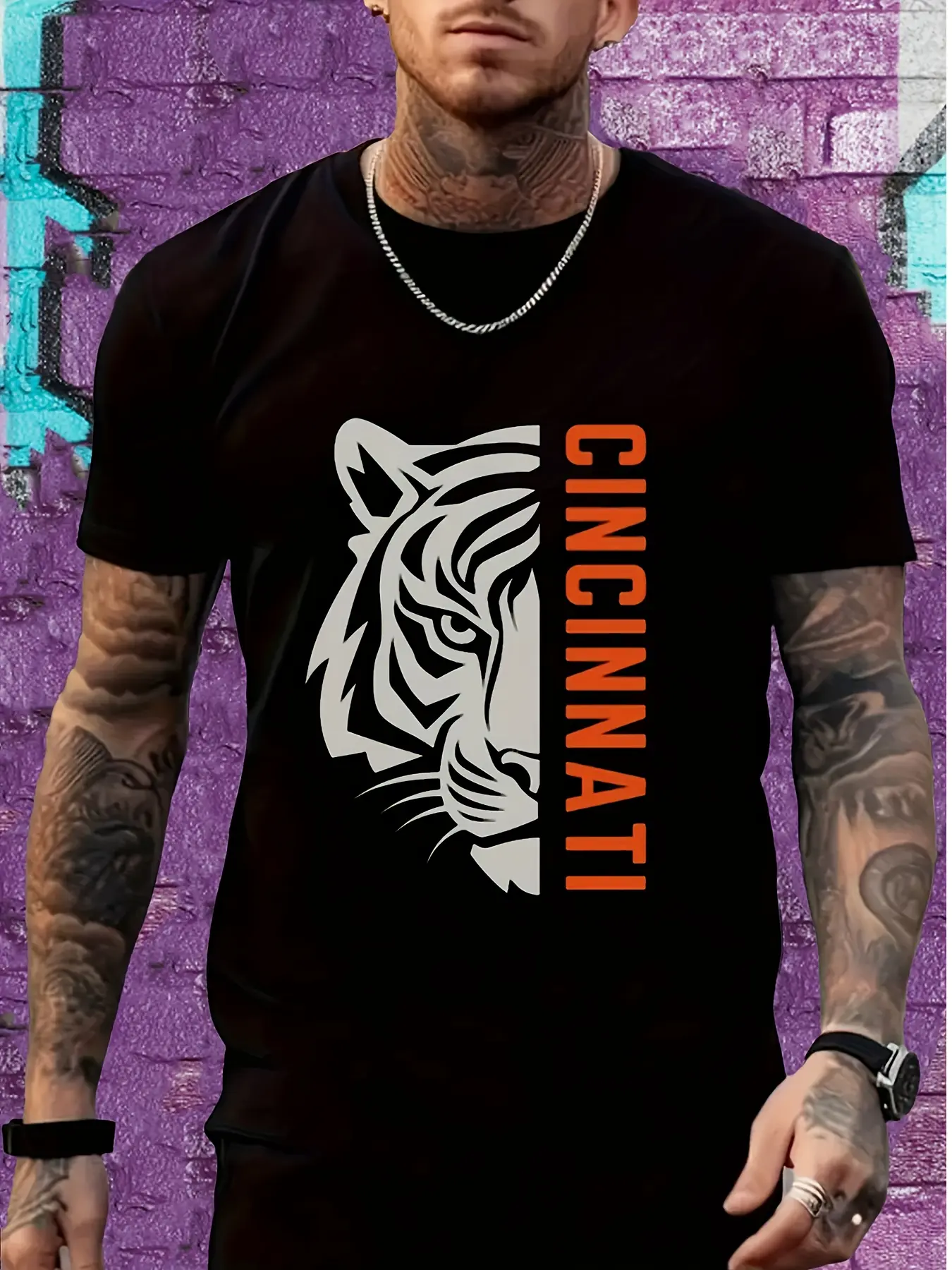 Men's Cincinnati Football Team Graphic T-Shirt - Fan Apparel with Bold Cincinnati Lettering & Tiger Stripe Logo Design, Lightweight Breathable Round Neck Short Sleeve Shirt for Game Day, Casual & Casual Attire - All-Season Comfort, Machine Washable, Retro