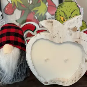 White Apple Candle