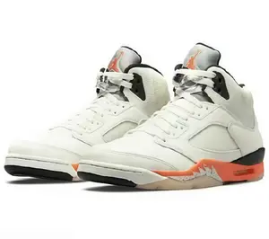 Orange vintage anti-slip and wear-resistantvintage basketball shoes for men