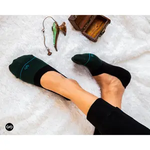 Colorful Cotton Socks: DS Unisex Invisibles (Olive/Black)