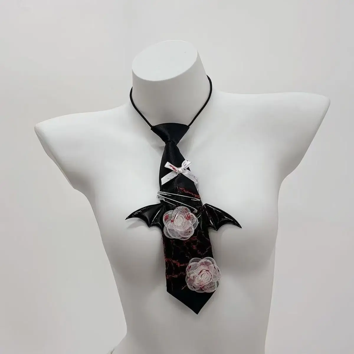 Gothic Vampire Bat Wing Necktie - Blood Rose Decor, Dark Alternative Accessory for Halloween Cosplay zipper tie