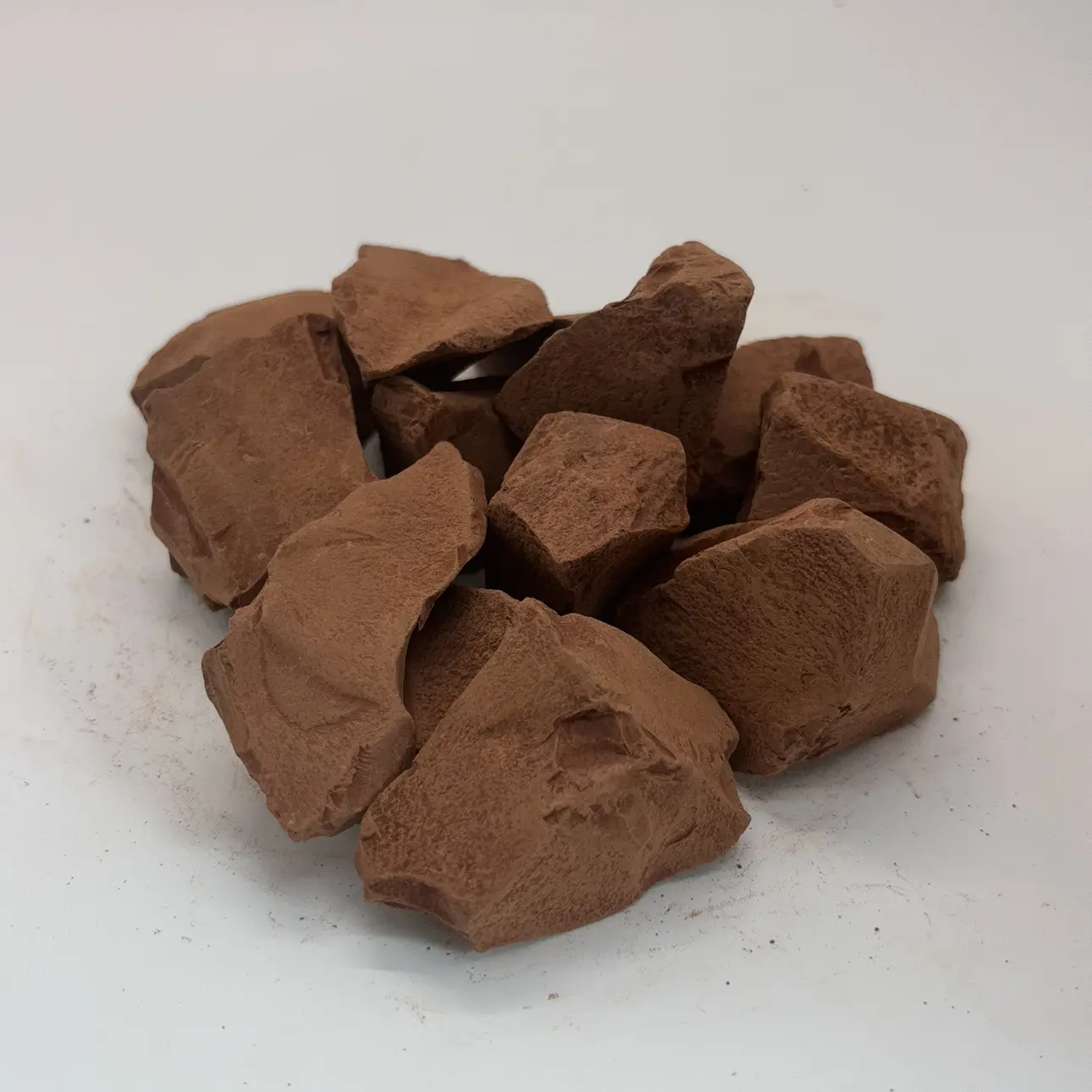 Ural Red Kaolin Clay Chunks & Lumps, 200g(7oz) 100% Natural No Additive Hard and Brittle Edible Clay with Slightly Sticky Texture When Wet for Garden Soil & Home Improvement Use