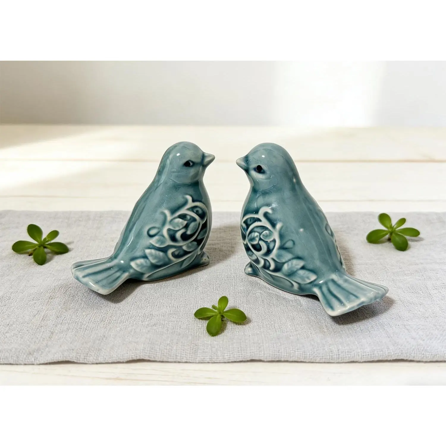 Pair of Ceramic Bird Figurines, Small Bird Statues  Coffee Pet  Office Decor for Windows Shelves Entryway TV Stand (Blue)