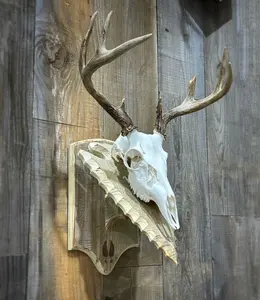 Euro Mount Pedestal (Arrowhead)(Barnwood)