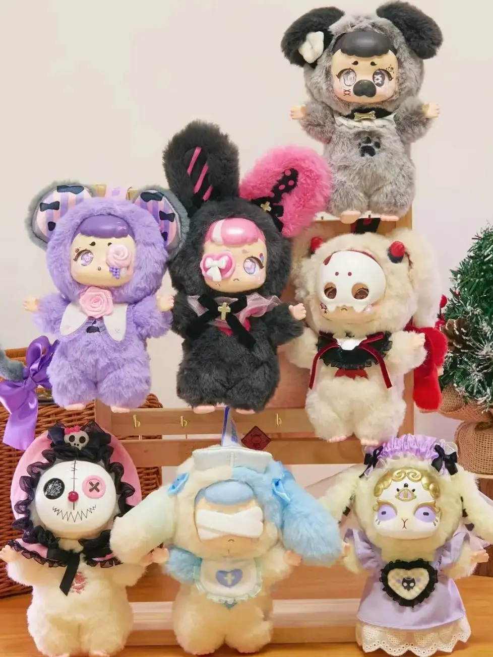 KASA Dreamland Plush Blind Box Collectible Figurine - Handcrafted Crochet Plastic Stuffed Rabbit, Floral Bunny/Gingerbear Designs, Toy Unboxing/Blind Bag Unboxing Item, Gift for Collectors