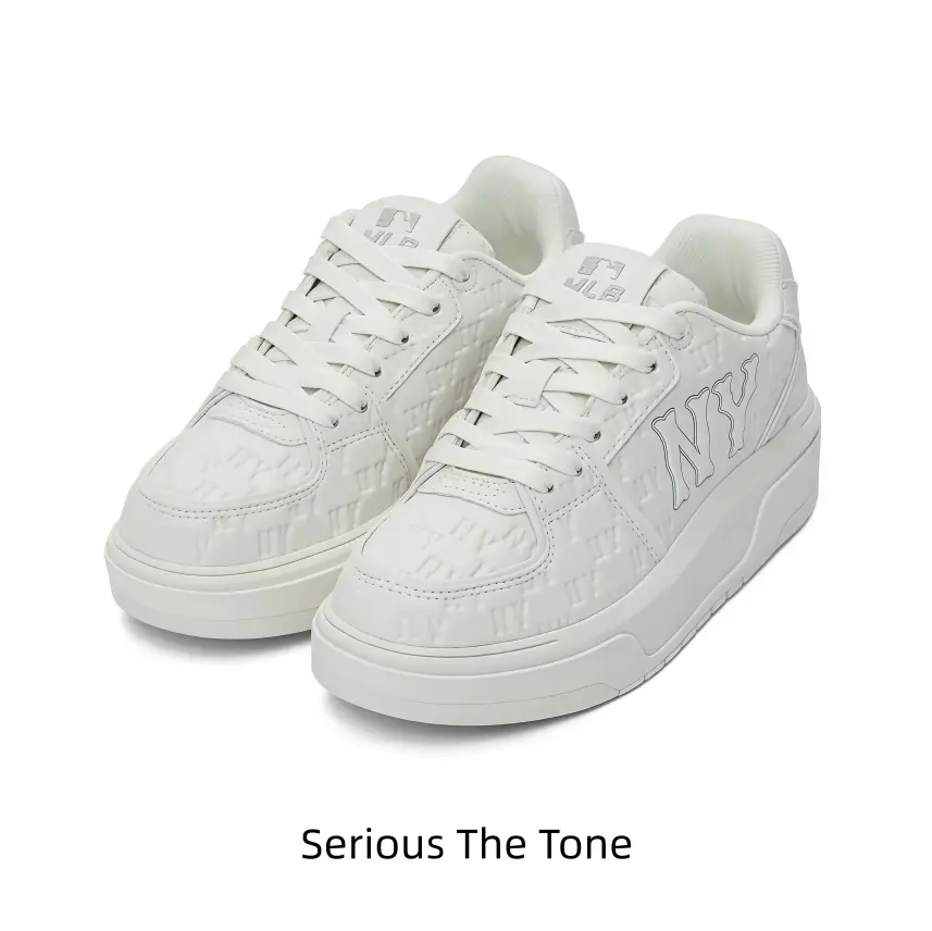 Pure white retro platform skate shoes smooth leather embossed monogram upper wear-resistant flat outsole comfy daily couple matching fashion sneakers