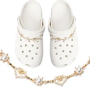 Shiny Alloy Metal Bling Rhinestone Butterfly Shoe Chains, Women's DIY Footwear Decoration Charms for Clog Sandals, Ideal Gift, Party Favor