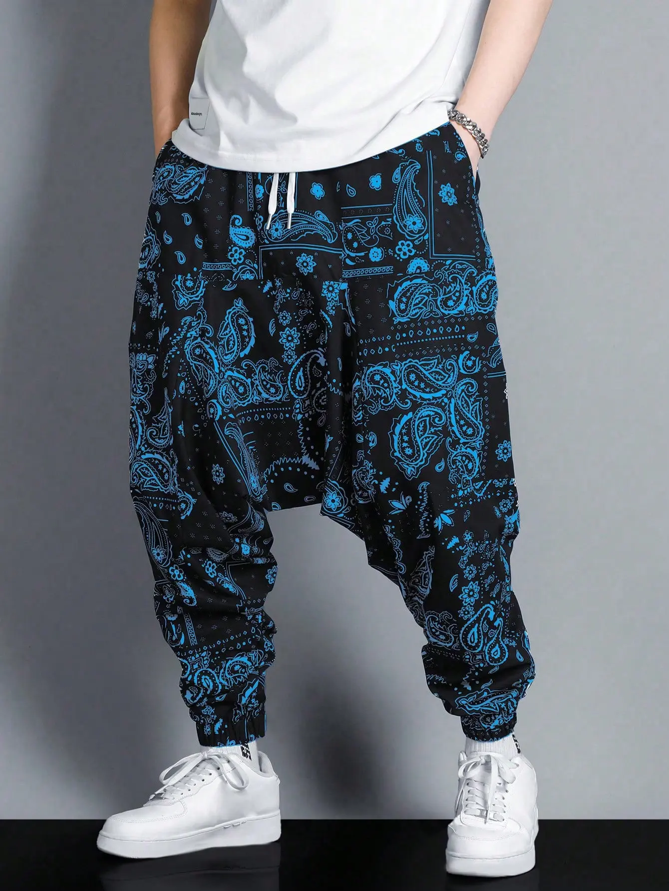 Men's Aesthetic Stylish Menswear Paisley Graphic Pants - Relaxed Fit, Multi-Scene Daily Use, Cool Tone, Drop Crotch, Adjustable White Twin Drawcord Waist, Elastic Tapered Ankle Cuffs, Anti-Sticky Skin-Friendly Air-Permeable Cool Thin Fabric, Easy Matching