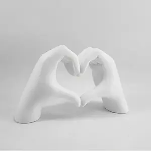 Nordic Heart Hand Gesture Desktop Decoration, Decorative Figurines, Decorative Sculptures, Creative Resin Sculpture, Resin Figure for Living Room Bedroom Bookshelf Decor, Collectible Room Decor, Single Piece
