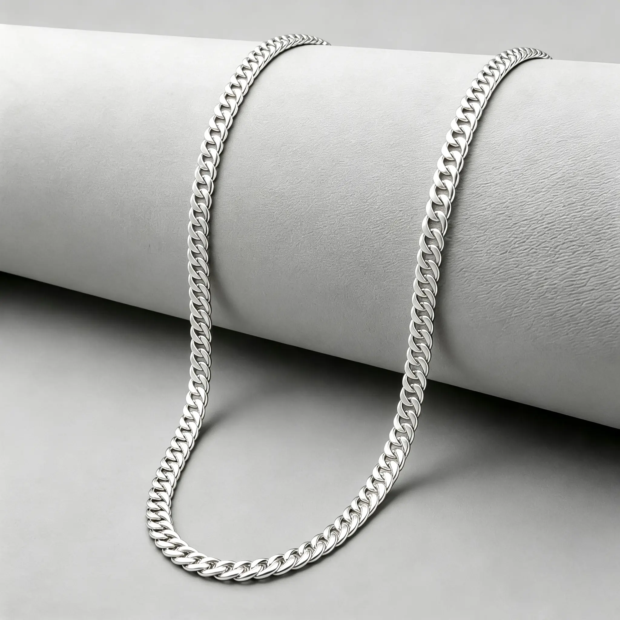 Thick Cuban Chain & Link Necklace for Men, Durable Casual Jewelry for Everyday Wear, Statement Street Style Accessory