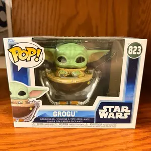 Grogu Funko Pop! #823 New Release - Collectible Toy, Statue, Ideal Holiday Gift for Entertainment Figurine Enthusiasts