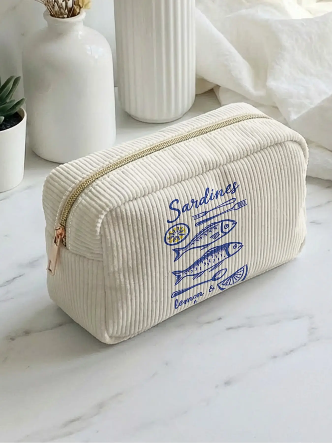 1 piece of sardine pattern + 'lemon with fish' 2D printed makeup bag, Makeup Pouch, large capacity design|suitable for all seasons/general use|can hold daily skincare products and various cosmetics|lifestyle travel all-rounder|Travel Essentials