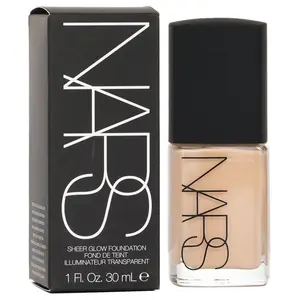 Nars Sheer Glow Foundation - Salzburg (Light 3.5)
