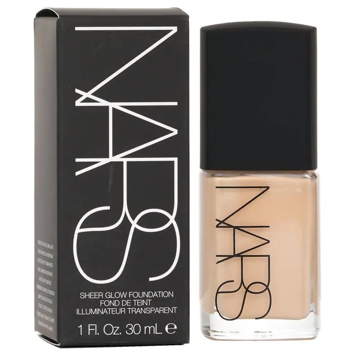 Nars Sheer Glow Foundation - Salzburg (Light 3.5) Nars Sheer Glow Foundation - Salzburg (Light 3.5)