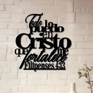 Metal Scripture Mural - Inspirational Todo Lo Puedo En Cristo Que Me Fortalece Quotes - Home and Office Decor Pendants - Modern Religious Plaques for Living Room and Bedroom - Stylish Religious Decor